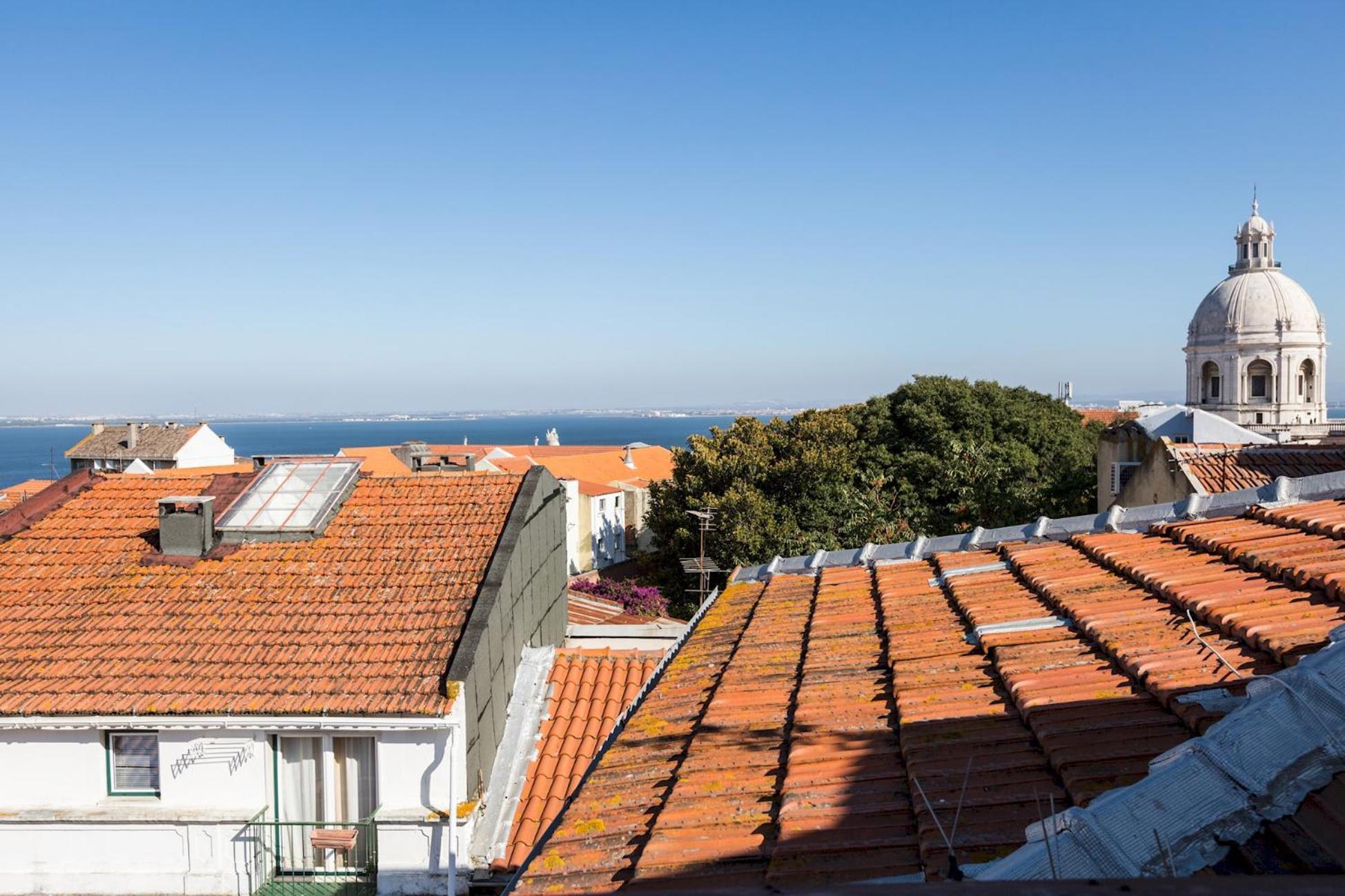 Romantic Gem In Graca Apartment Lisbon Exterior photo